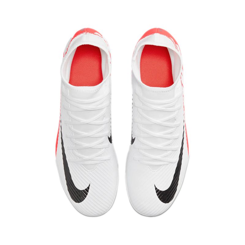 Guayo-Hombre-Nike-Superfly-9-Club-Fg-Mg-People-Plays-