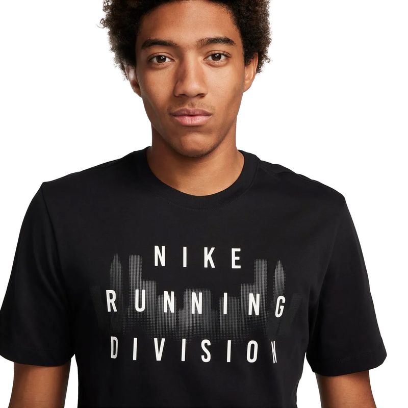 Camiseta-Tee-Hombre-Nike-M-Nk-Df-Tee-Run-Div-Sp24-People-Plays-
