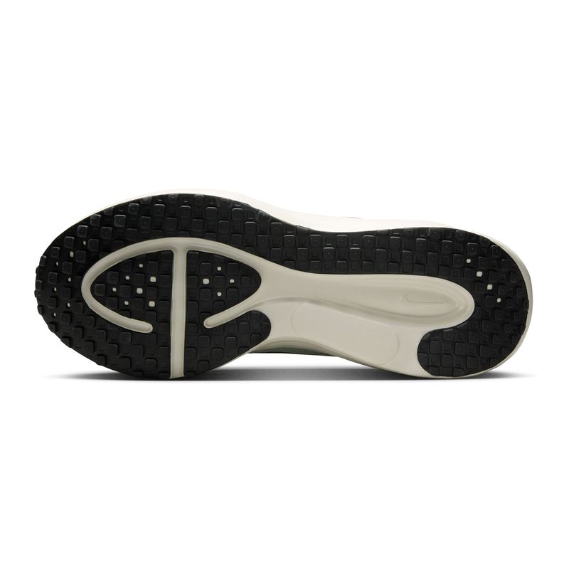 Zapato-Hombre-Nike-Nike-Revolution-8-People-Plays-